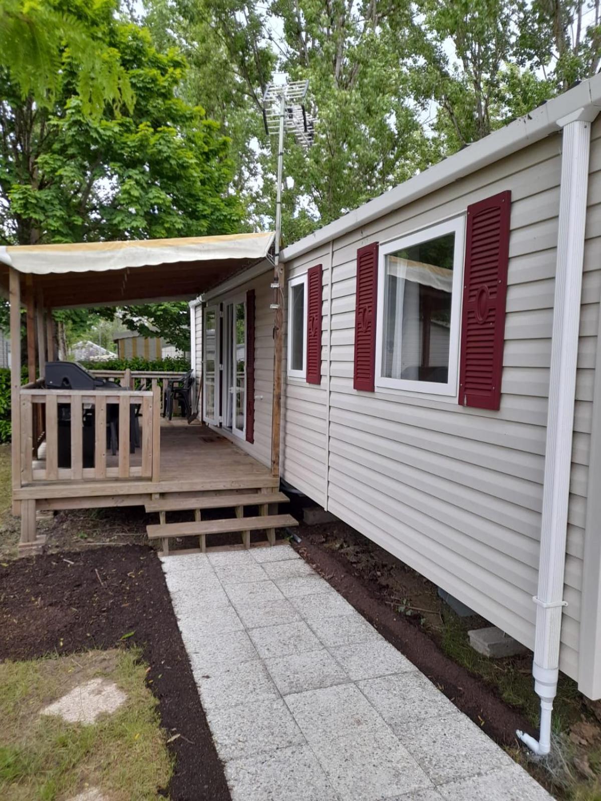 Mhvacances Louent Plusieurs Mobilhomes Dans Camping 4 Etoiles Proche Chateaux Et Zoo Beauval Onzain Exteriér fotografie